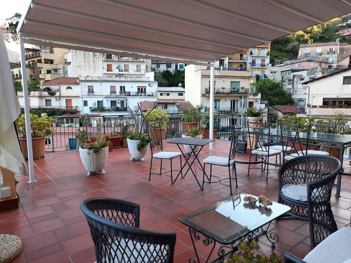 B&B Greco Home Taormina Bed & Breakfast